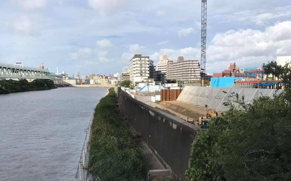 ③豊島四 スーパー堤防工事中